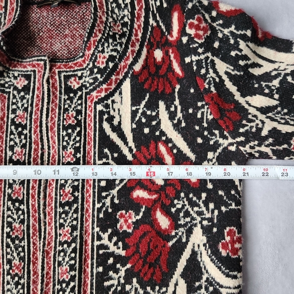 Maxsport Bohemian Longline Open Cardigan in Intricate Floral Pattern - Picture 8 of 8